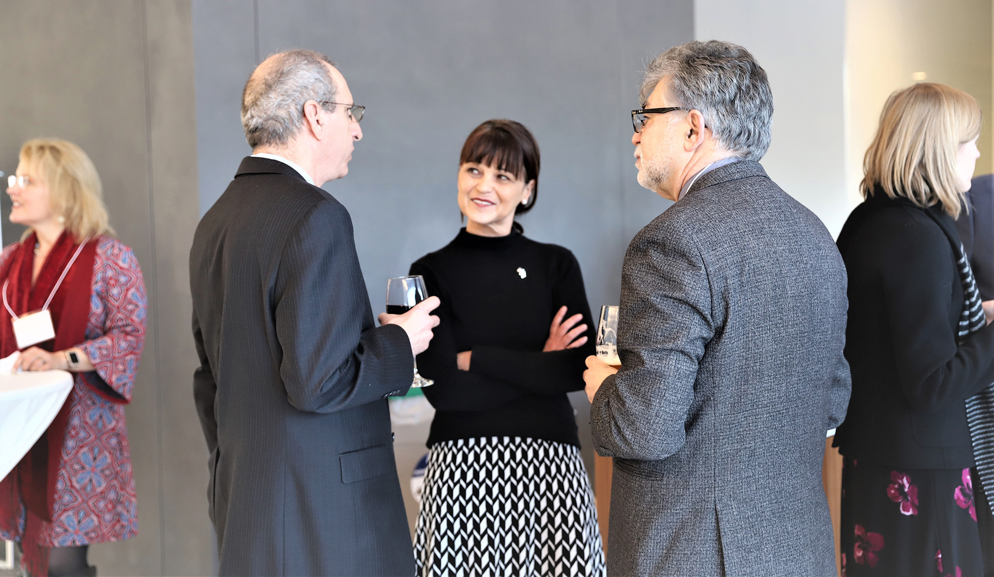 Consul General of Germany to New England Nicole Menzenbach with UConn VP for Global Affairs Dan Weiner (l) and Dean of School of Engineering Kazem Kazerounian (r)